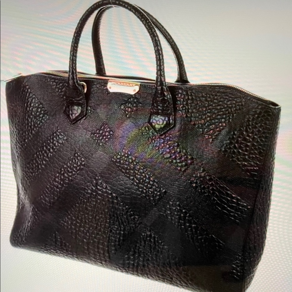 Check-embossed 2way Tote Black Leather Satchel - Picture 4 of 15